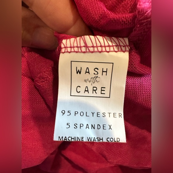 Two 2 Fly Women's Pink Long Sleeve Top- size Medium - Picture 5 of 5